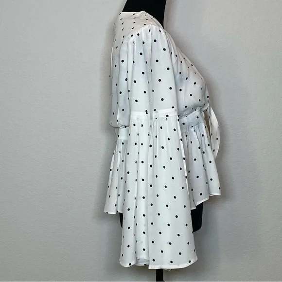 VICI Morgan White & Black Polka Dot Tie Top Size L - Picture 7 of 10